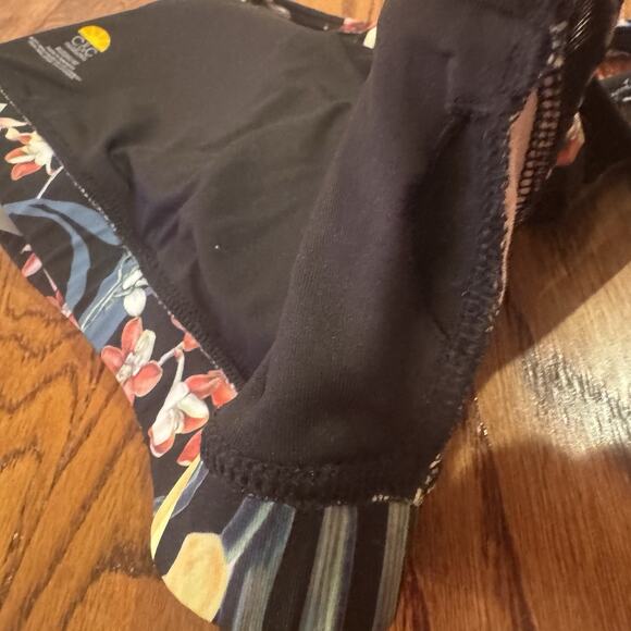 C&C California Womens M Sports Bra Performance Black Floral Mesh Stretch Wicking - Picture 8 of 16